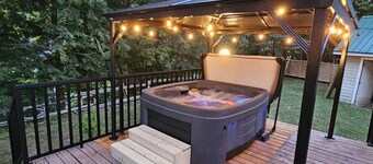 3BR Waterfront Hidden Gem w/Private Dock & Hot Tub