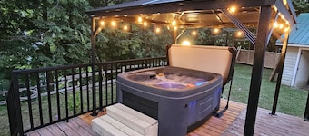 3BR Waterfront Hidden Gem w/Private Dock & Hot Tub