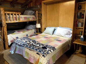 1 bedroom, bed sheets