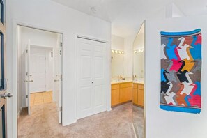 Interior entrance - Alpine Studio at Mount Bachelor (Bend)