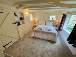 4 quartos, Wi-Fi, roupa de cama