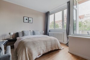 Fer et planche à repasser, Wi-Fi, draps fournis