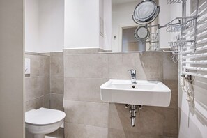 Hair dryer, towels - Fab Charlottenburg Studio, Fully Furnished w/ Elevator, by Blueground (Berlin)