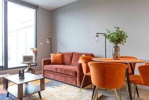 Dining - Palm Tree House - Columbus (Greater London)