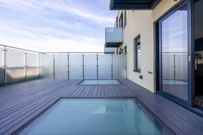 Pool - Palm Tree House | Panther (Greater London)