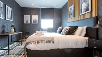 Iron/ironing board, travel cot, free WiFi, bed sheets