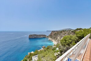 Property grounds - El Faro - By Almarina Villas (JÁVEA)