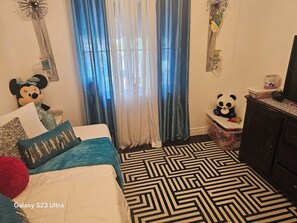 3 Schlafzimmer, Bügeleisen/Bügelbrett, WLAN, Bettwäsche