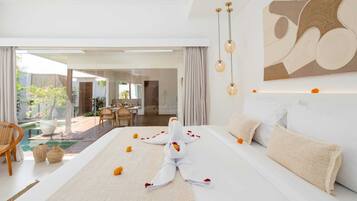 Basic Villa | 1 bedroom, in-room safe, desk, laptop workspace