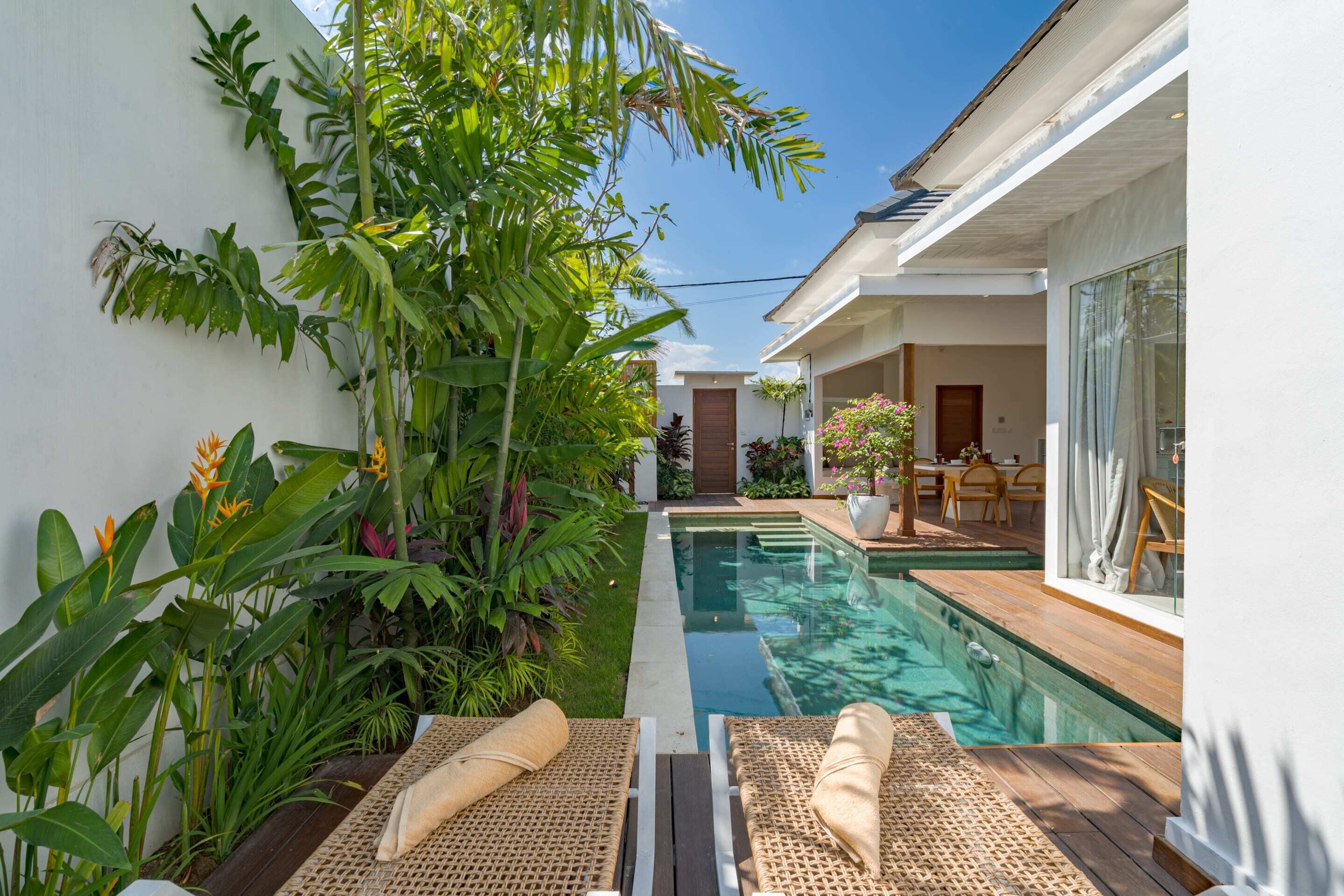 Basic Villa | Pool | Outdoor pool