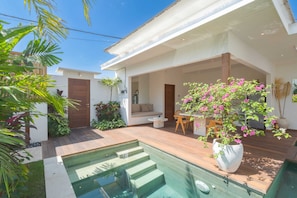 Basic Villa | Pool | Outdoor pool