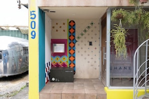 Pintu masuk interior