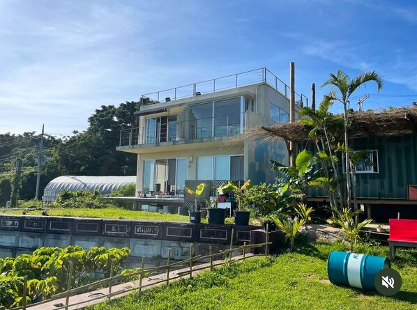 Bagian depan properti