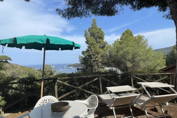 Uklassifisert bilde, 1 av 18, knapp