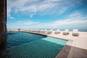 Pool - Laurdhomes Palmetto Beach Floor 3201, Sea View (Cartagena de Indias)