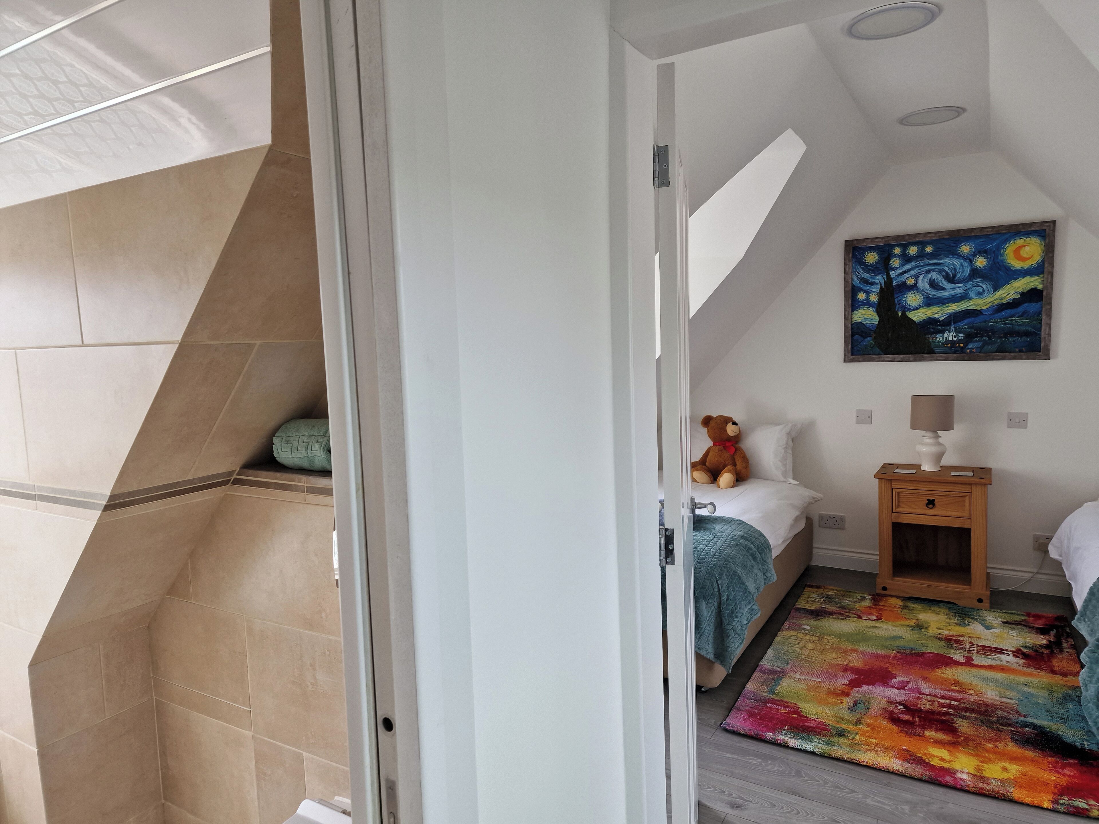 4 dormitorios, tabla de planchar con plancha, wifi y ropa de cama