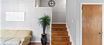 Charming 3-bedroom house in Glassboro with WiFi, AC