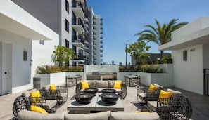 2 outdoor pools - New 3 Bed 2 Bath In The Little Havana (Miami)