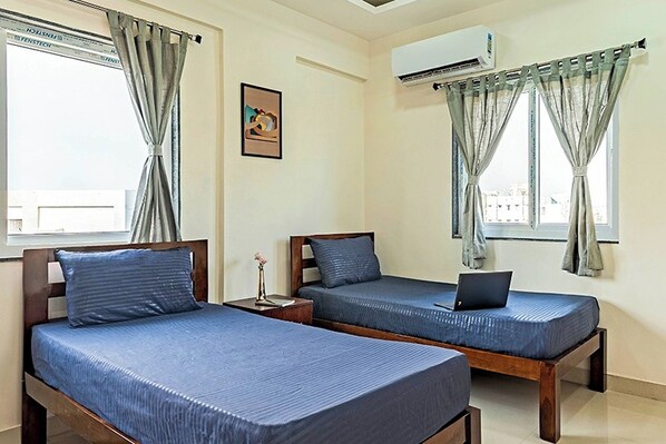 Apartment | Desk, free WiFi