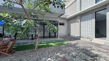 Bagian depan properti