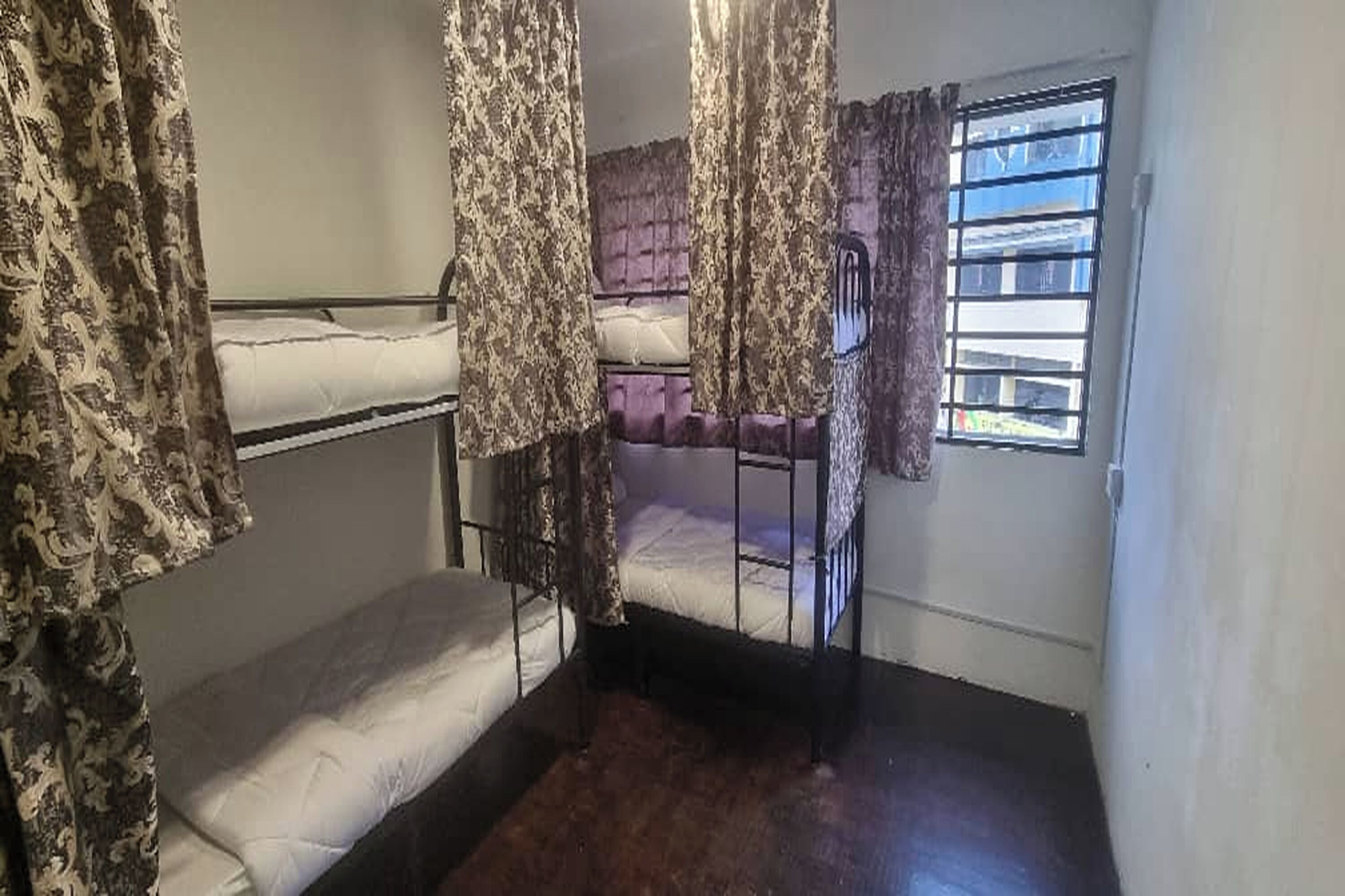 Deluxe Double Bunk Bed with window | Desk, free WiFi, bed sheets