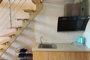 Room - Xiaisi Lexiang Service Apartment (Dalian Xinghai Square) (Dalian)