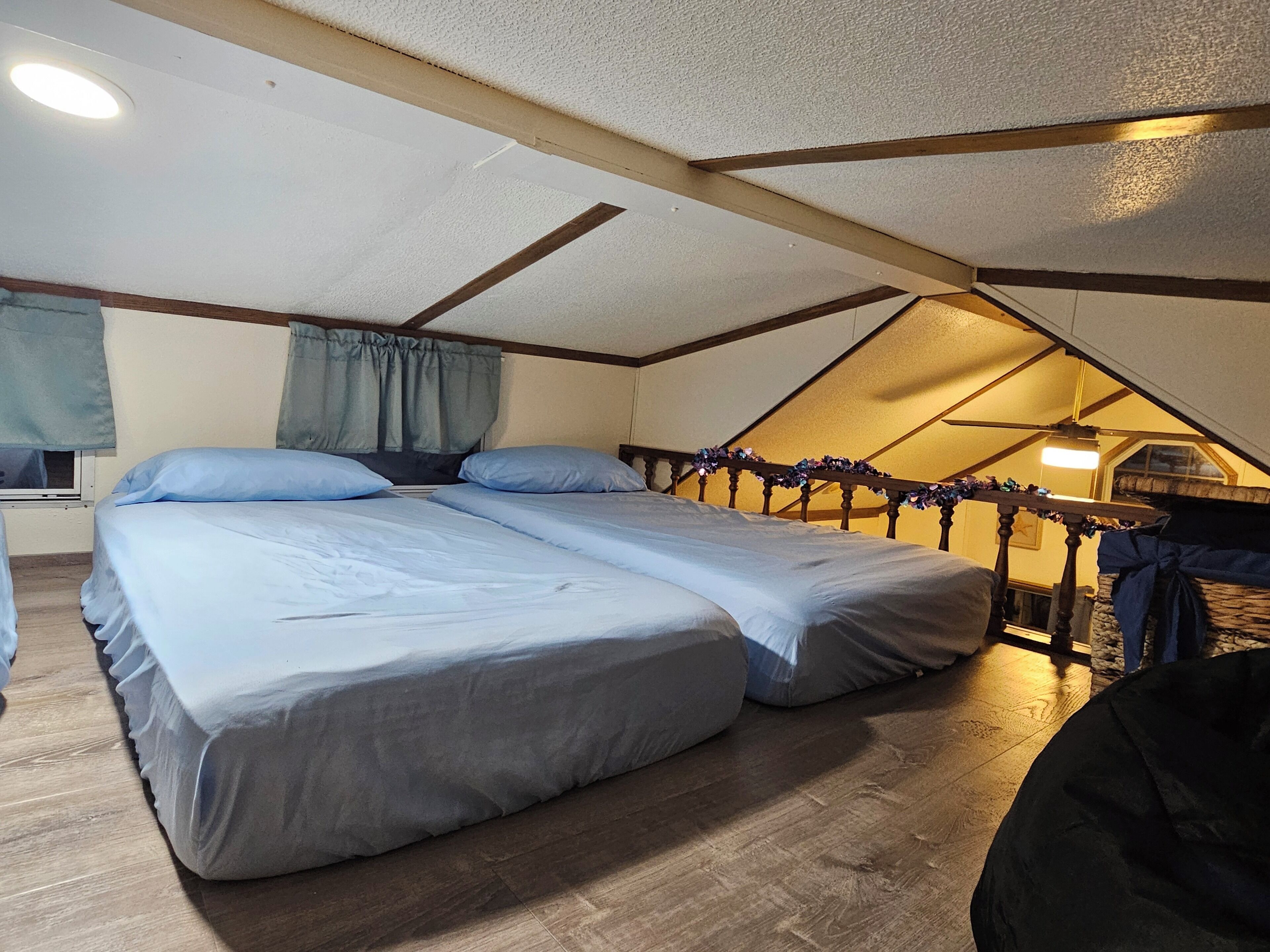 2 chambres, fer et planche à repasser, Wi-Fi gratuit, draps fournis