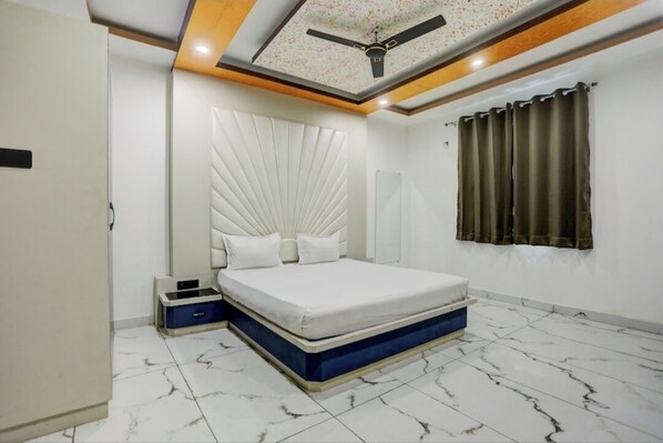 Deluxe Room, City View