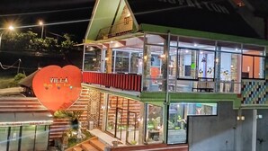 星評価なしの画像、2 / 14、ボタン