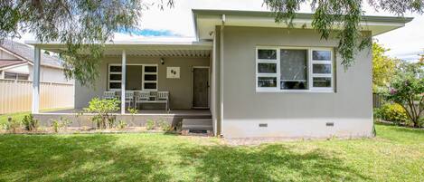 บริเวณภายนอก