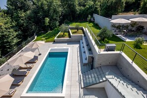 Außenpool (je nach Saison geöffnet), beheizter Pool