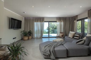 Kandalló és játékkonzol