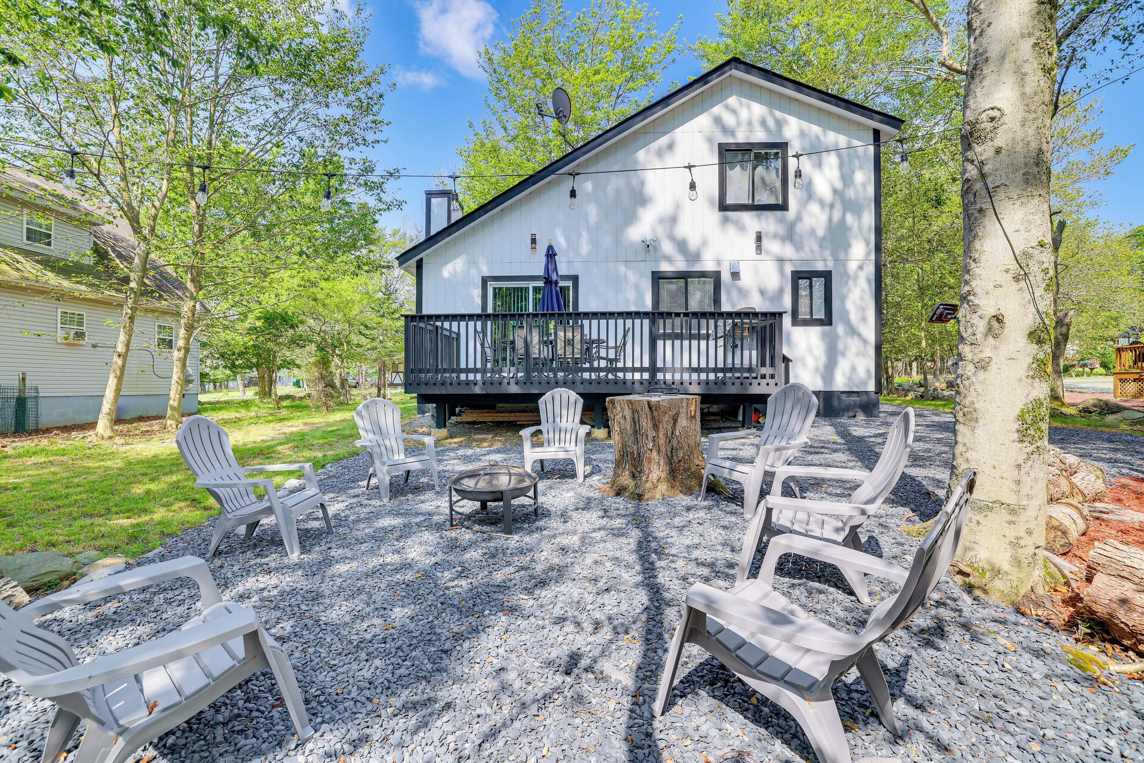 Tobyhanna Home w/ Large Deck, Grill & Fire Pit!