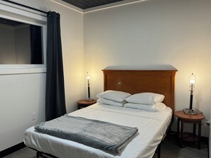 1 soveværelse, skrivebord, strygejern/strygebræt, Wi-Fi