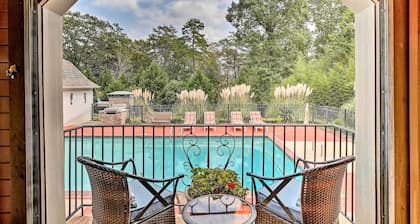 Lake Allatoona Area Studio w/ 2 Decks & Farm Views