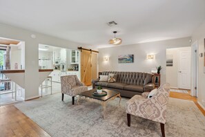 Smart TV, fireplace, video games
