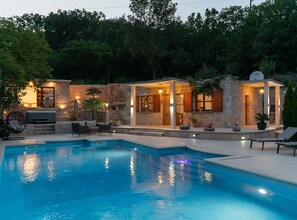 Villa (Six Bedroom Villa with Private Pool) | Outdoor pool | Seasonal outdoor pool, pool umbrellas, sun loungers - Villa Mia 2 (Podbablje)