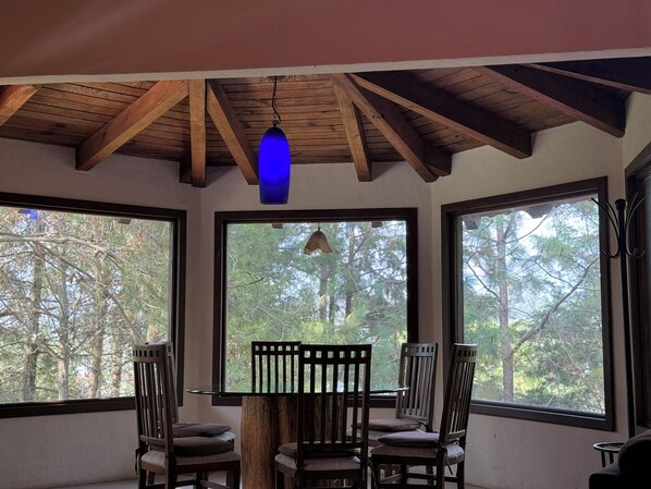 Family Cabin, Mountain View | Dining room