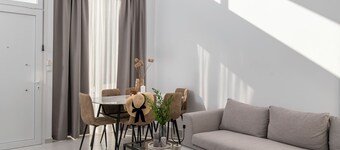 Calliope luxury loft with backyard