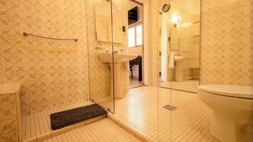 Phòng, 1 phòng ngủ, phù hợp cho người khuyết tật | Phòng tắm