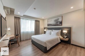 Royal-Apartment, 3 Schlafzimmer, Balkon, Stadtblick | Ausblick vom Zimmer