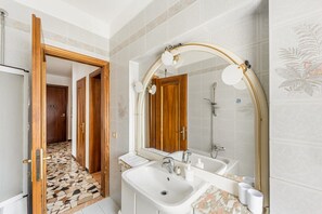 Hair dryer, bidet