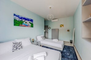 2 bedrooms, iron/ironing board, WiFi, bed sheets