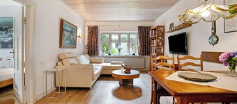 Holiday Home 'Haus Im Süden' with Private Terrace, Private Garden and Wi-Fi
