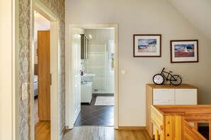 3 quartos, Wi-Fi de cortesia, roupa de cama