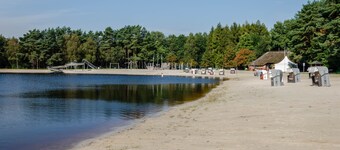 Holiday Home 'Ferienhaus Wiesmoor' with Private Terrace, Private Garden and Wi-Fi