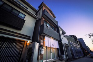 Exterior - Rinn Hostel Miyagawacho (Kyoto)