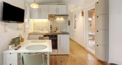 'Tiny House Im Grünen' con terraza y jardín privados