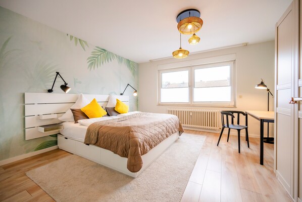 1 bedroom, free WiFi, bed sheets