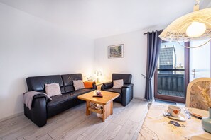 Tv, dvd-afspiller, stereoanlæg